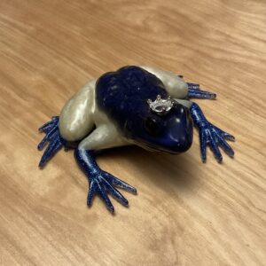 Blue-glitter-prl-blue-crown