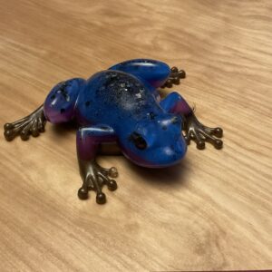 Brown-purple-blue-mica-female